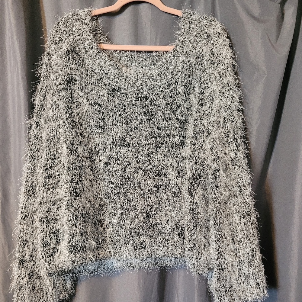 SHEIN Gray Crew Neck Sweater with Plush Texture